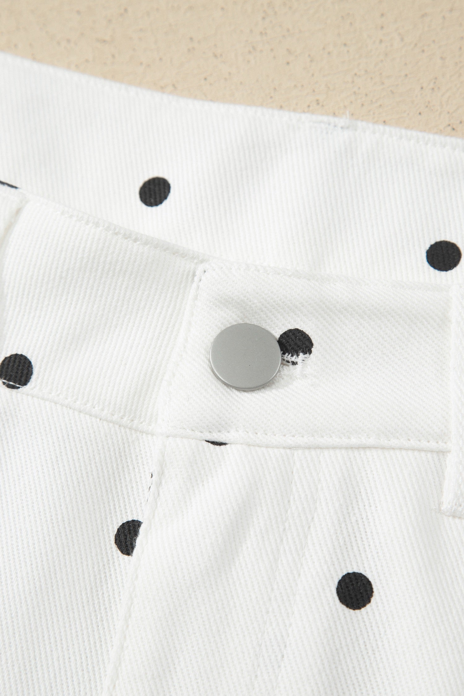 Hem Shorts White Polka Dot Print Embroidered Scallop