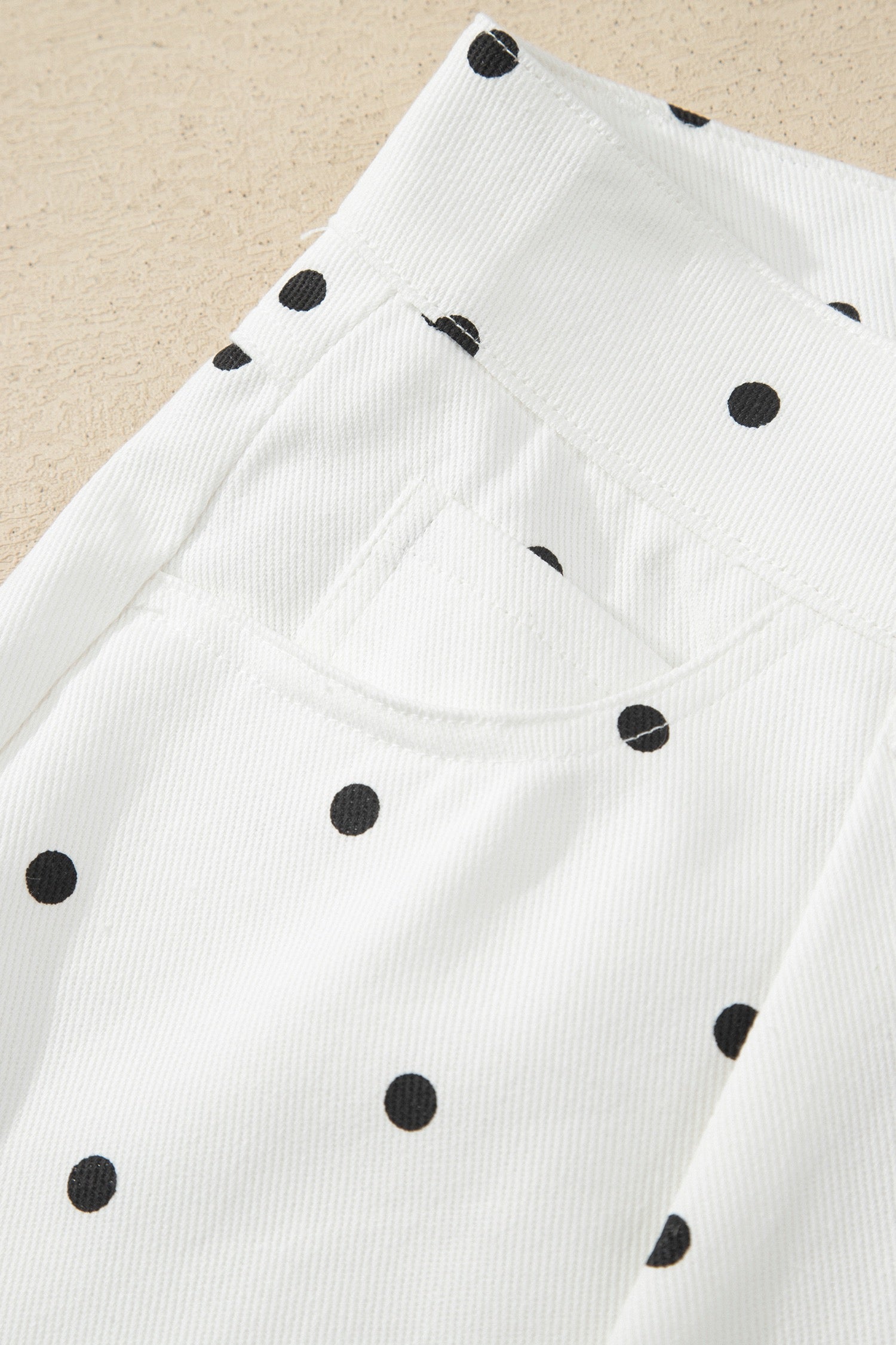 Hem Shorts White Polka Dot Print Embroidered Scallop