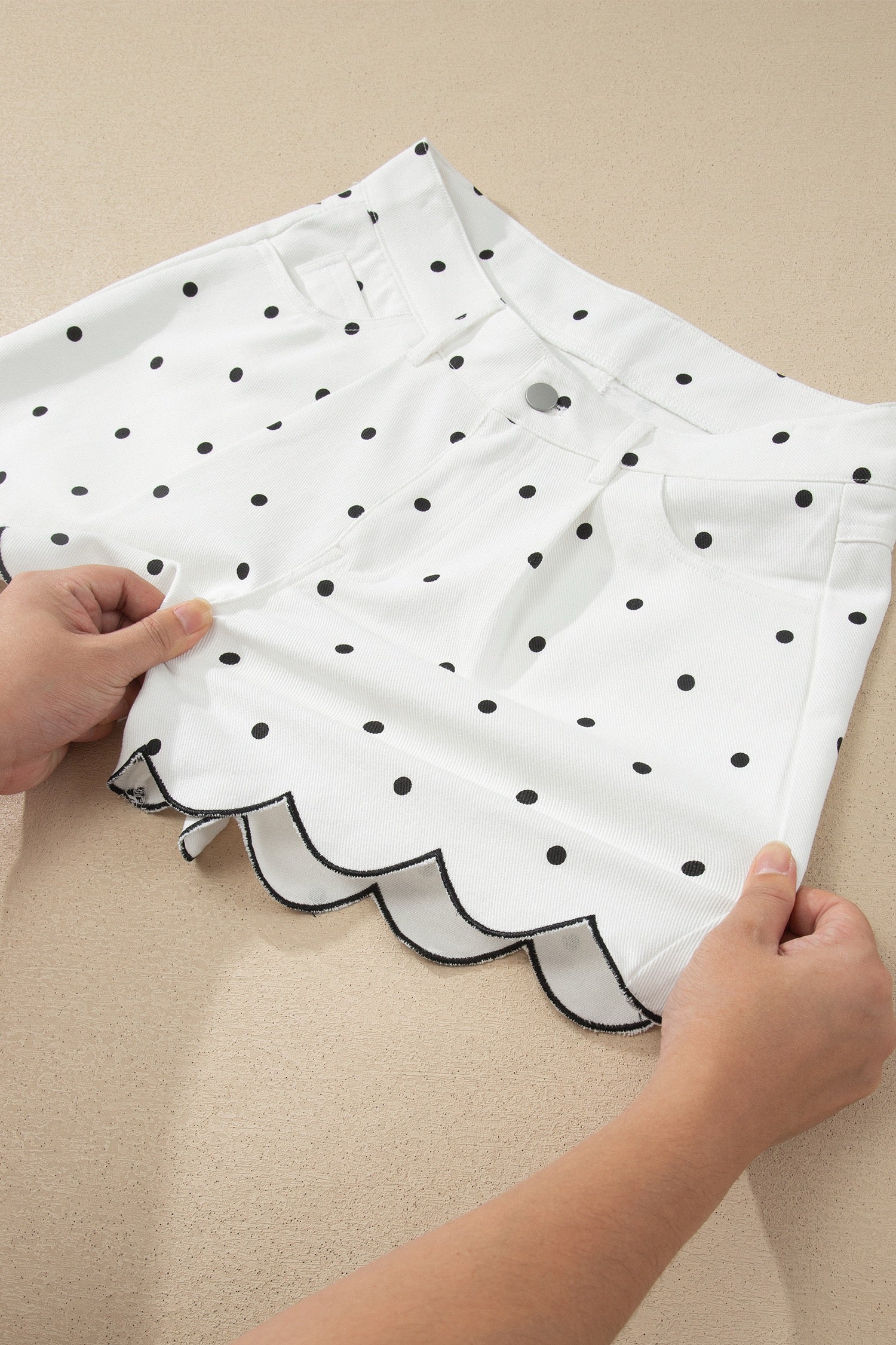 Hem Shorts White Polka Dot Print Embroidered Scallop
