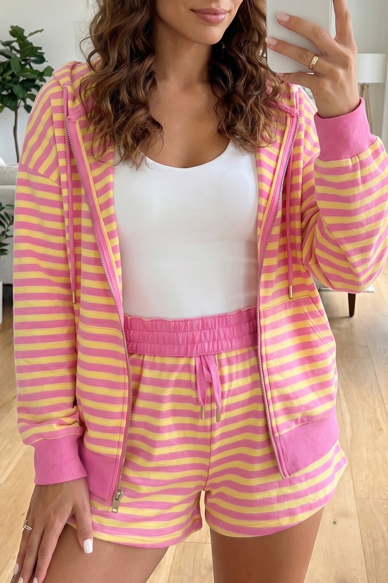 Yellow Stripe Color Block Trim Round Neck Long Sleeve Top Casual Shorts 2pcs Set
