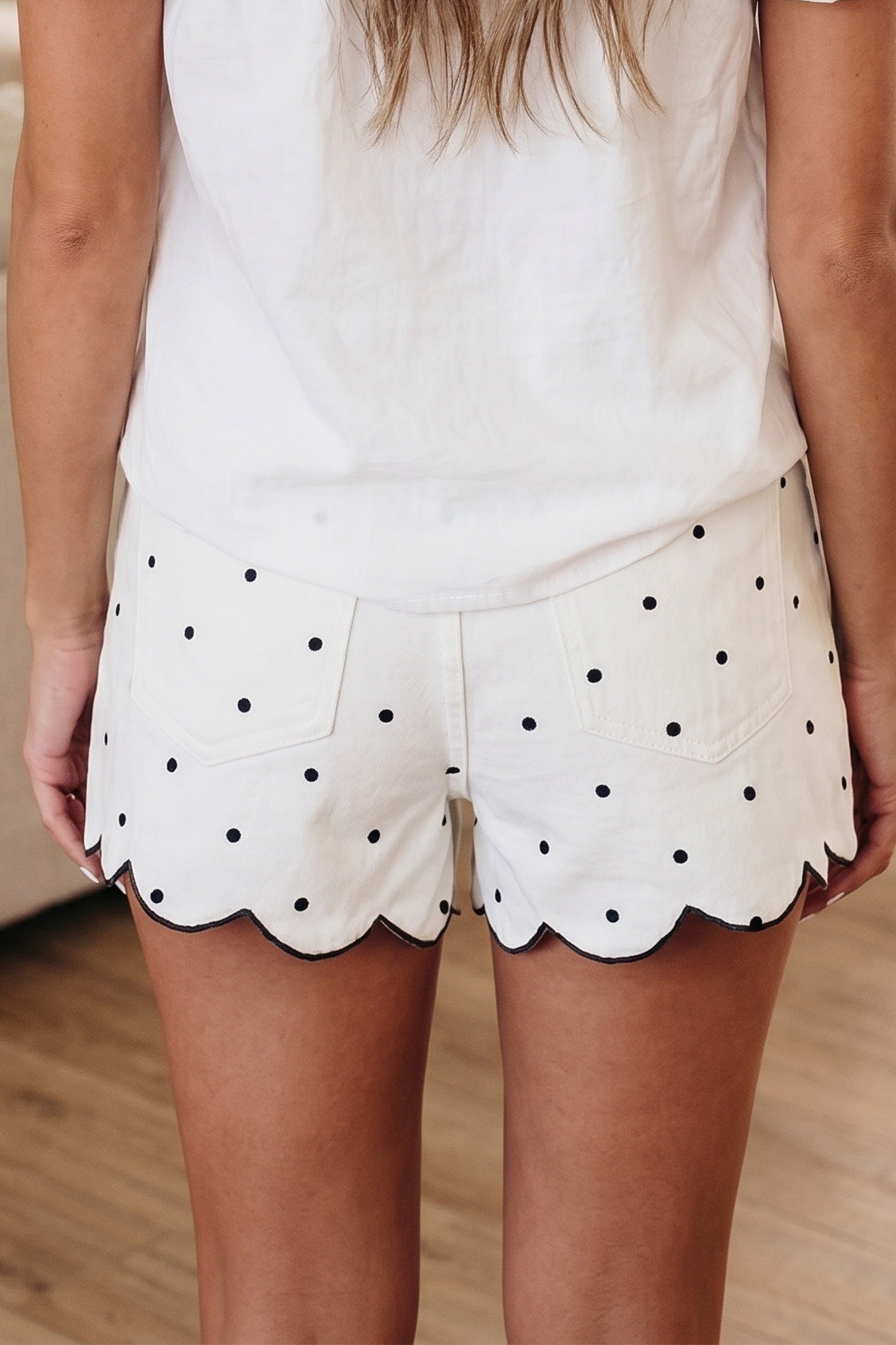 Hem Shorts White Polka Dot Print Embroidered Scallop