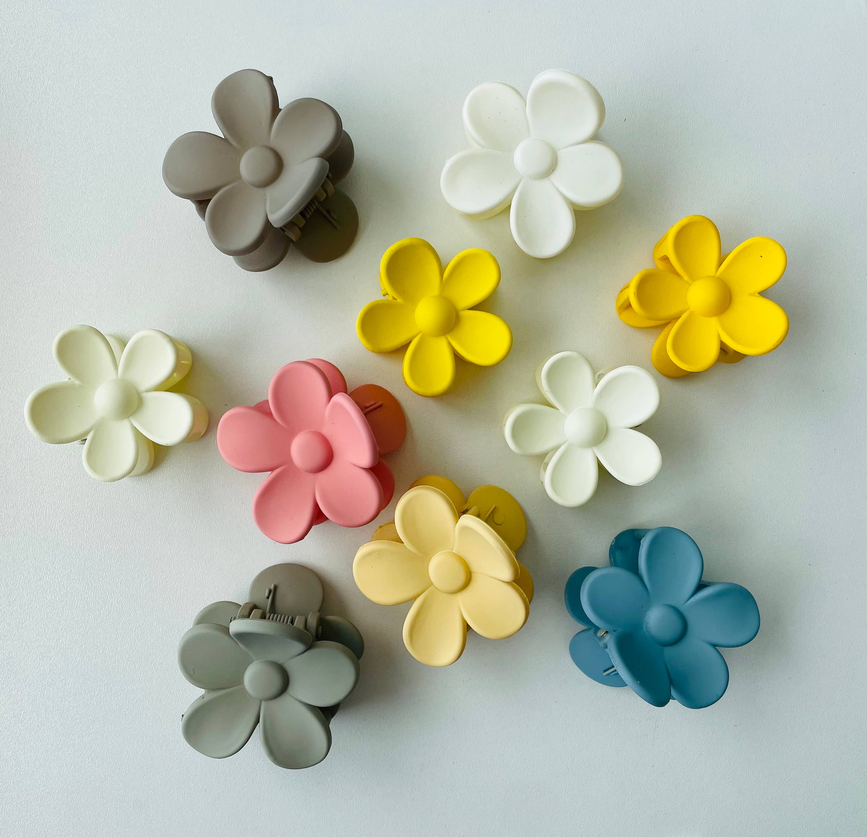 Mini Flower Claw Clips